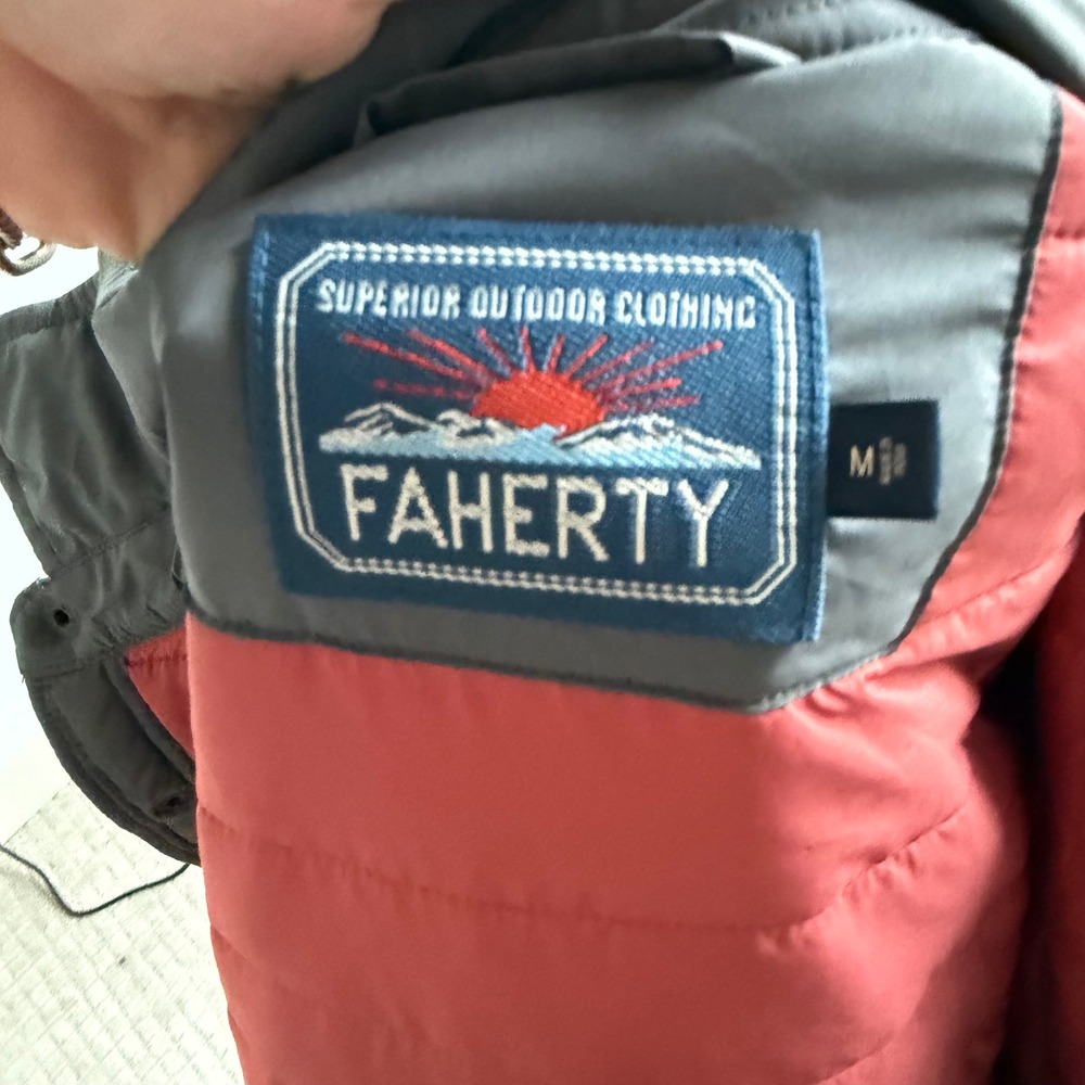 Faherty Atmosphere Packable Jacket - Ash
Size Med… - image 4